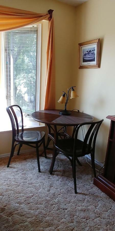 Hemingway'S By The Sea Bed & Breakfast Victoria Dış mekan fotoğraf