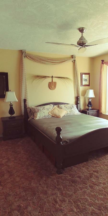Hemingway'S By The Sea Bed & Breakfast Victoria Dış mekan fotoğraf