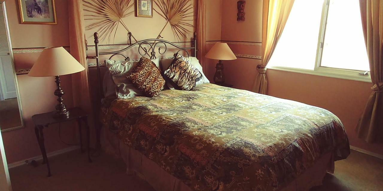 Hemingway'S By The Sea Bed & Breakfast Victoria Dış mekan fotoğraf